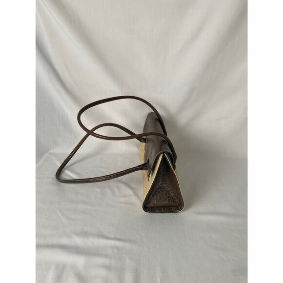 Tommy Hilfiger designer straw hand bag/shoulder bag. Gently used. - Picture 9 of 10